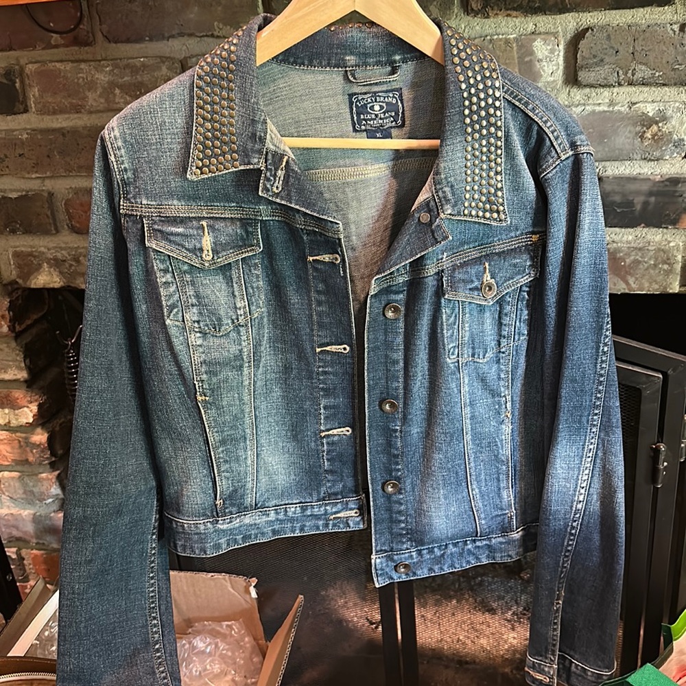 Lucky Brand Studded Denim Jacket XL, Cropped. Like New!